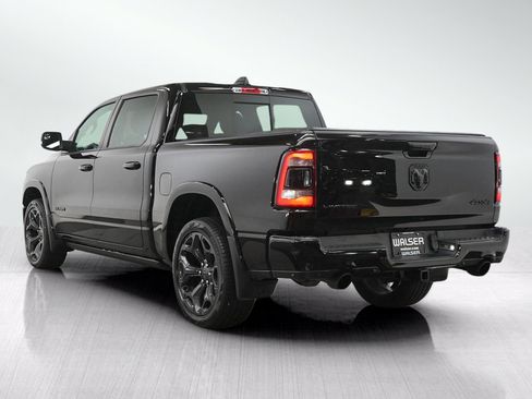 Used 2020 RAM 1500 Limited w/ Black Appearance Package AWD/4WD image 3