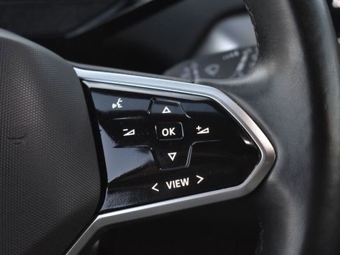 Used 2022 Volkswagen ID.4 Pro image 19