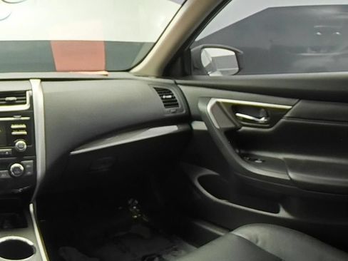 Used 2014 Nissan Altima 3.5 SL FWD image 18