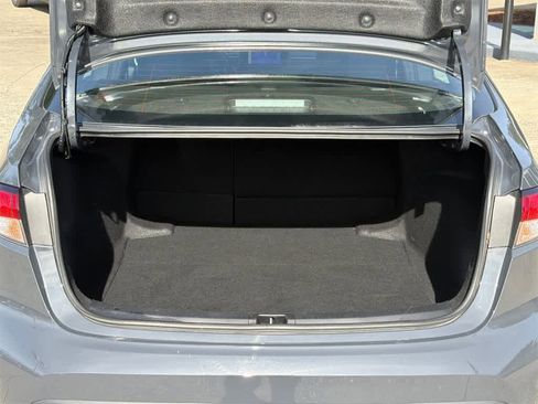 Used 2025 Toyota Corolla LE image 16