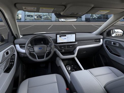 New 2026 Ford Explorer Platinum w/ LUX Leather Package image 9