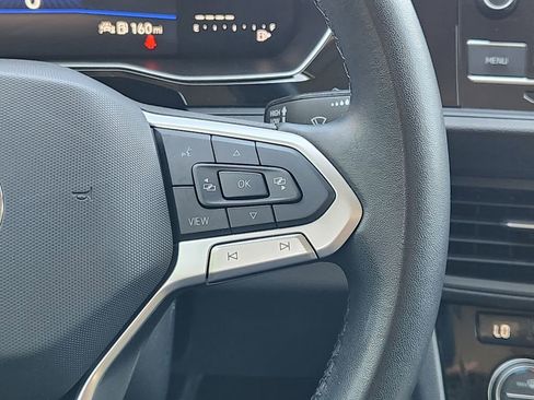 Used 2024 Volkswagen Jetta SE image 31