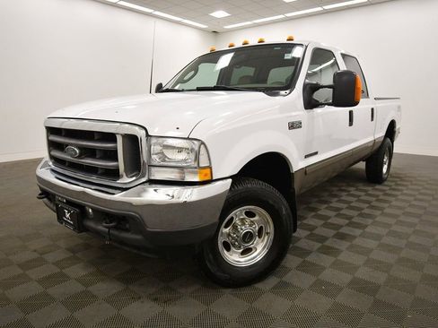 Used 2003 Ford F350 Lariat image 2