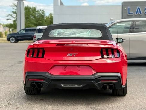 Used 2025 Ford Mustang GT Premium RWD image 30