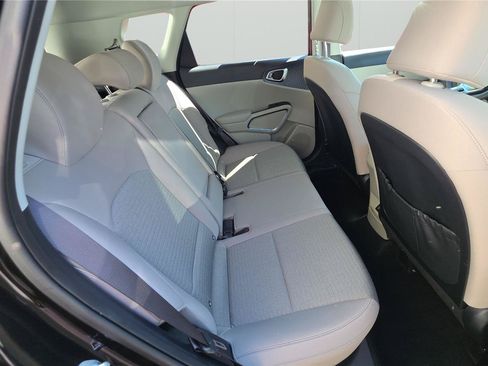 Used 2024 Kia Soul EX FWD image 13