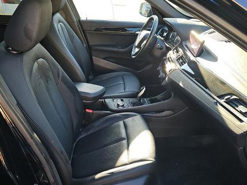 Used 2022 BMW X1 xDrive28i w/ Convenience Package AWD/4WD image 6