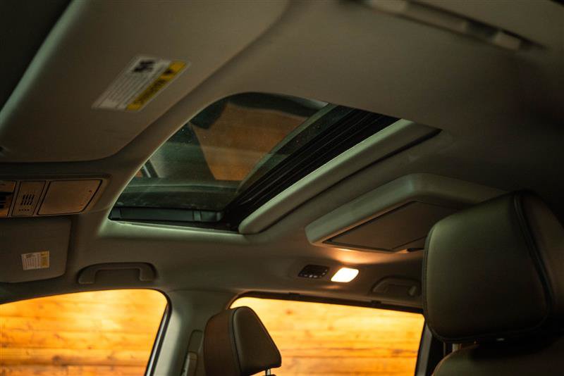 Used 2025 Honda Odyssey Touring image 26