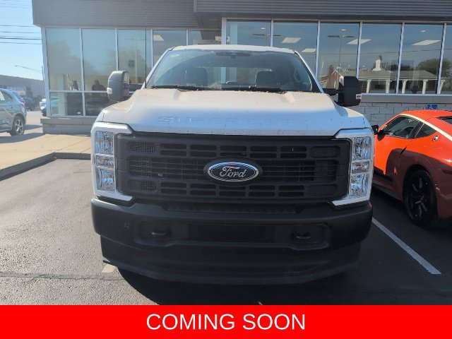Used 2026 Ford F250 XL AWD/4WD image 2