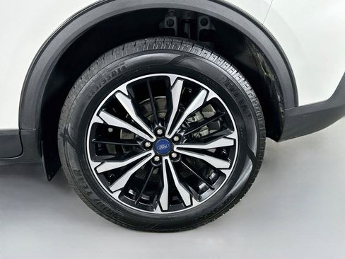 Used 2021 Ford Escape SEL w/ SEL Stealth AWD Package image 31