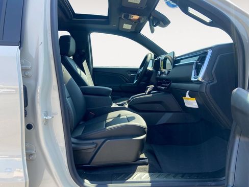 New 2026 GMC Canyon Elevation w/ Convenience Package RWD image 15