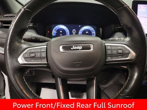 Used 2022 Jeep Compass High Altitude AWD/4WD image 18