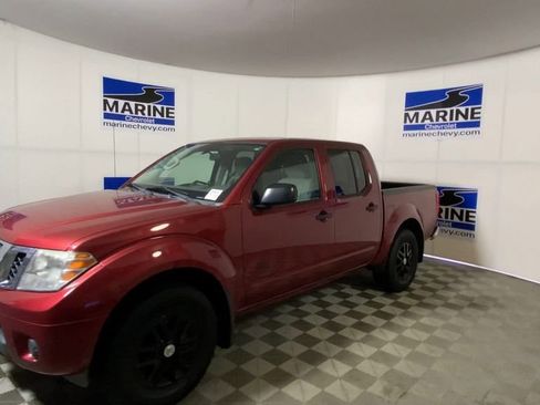 Used 2019 Nissan Frontier SV AWD/4WD image 6