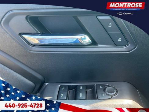 Used 2023 Chevrolet Colorado LT w/ LT Convenience Package III AWD/4WD image 10