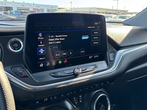 Used 2025 Chevrolet Blazer LT FWD image 14