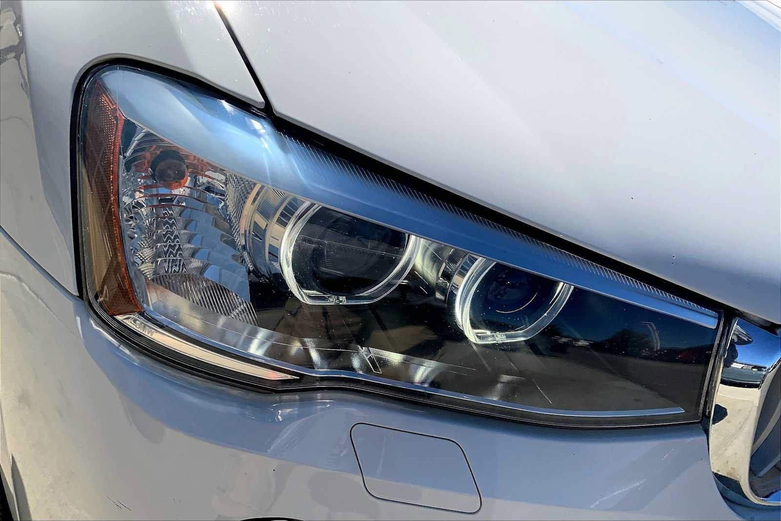 Used 2017 BMW X3 xDrive28i AWD/4WD image 27