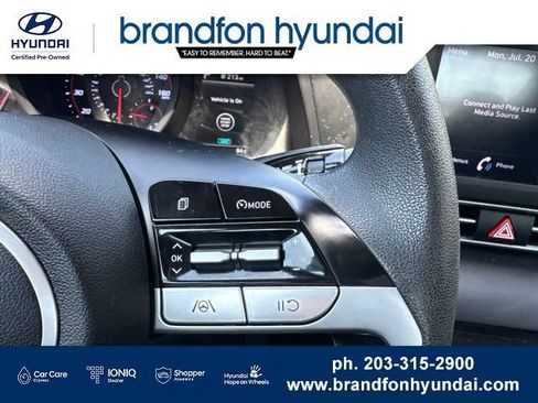 Used 2023 Hyundai Elantra SEL FWD image 15