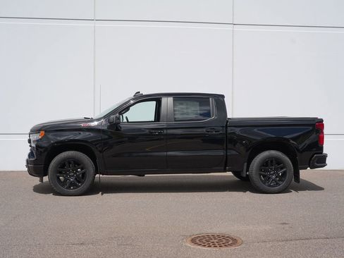 Used 2024 Chevrolet Silverado 1500 RST AWD/4WD image 6