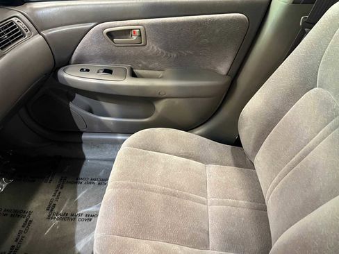 Used 1998 Toyota Camry LE image 21