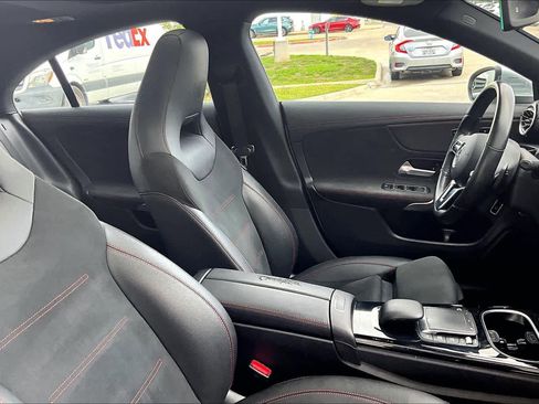 Used 2023 Mercedes-Benz CLA 250 4MATIC w/ AMG Line image 9