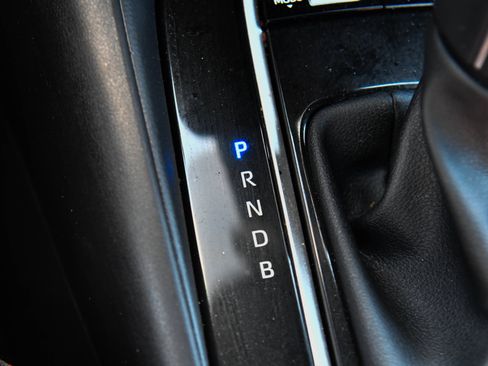 Used 2026 Toyota Corolla SE w/ SE Package FWD image 27