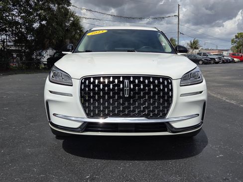 Used 2023 Lincoln Corsair Reserve FWD image 13