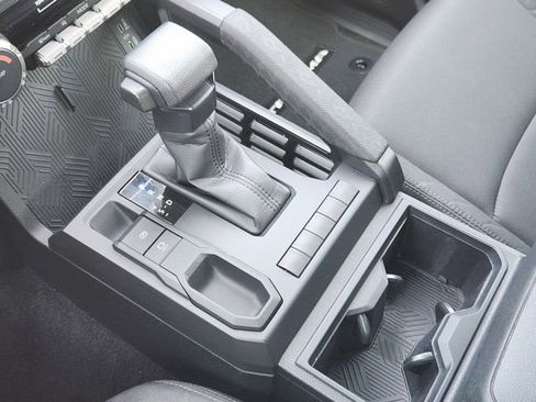 Used 2024 Toyota Tacoma SR RWD image 19
