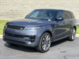 Used 2025 Land Rover Range Rover Sport SE AWD/4WD video 1