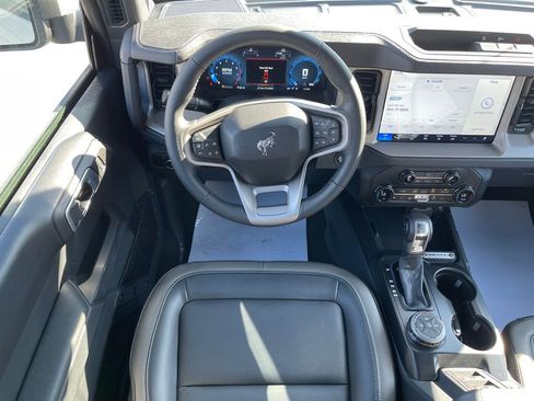 New 2025 Ford Bronco Outer Banks image 6