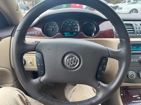 Used 2008 Buick Lucerne CX image 17