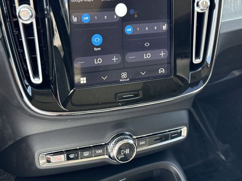 New 2026 Volvo XC40 B5 Plus w/ Protection Package Premier image 27