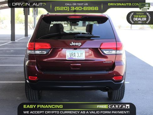Used 2017 Jeep Grand Cherokee Laredo image 6