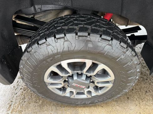 Used 2023 GMC Sierra 3500 AT4 w/ Gooseneck/5TH Wheel Package AWD/4WD image 21
