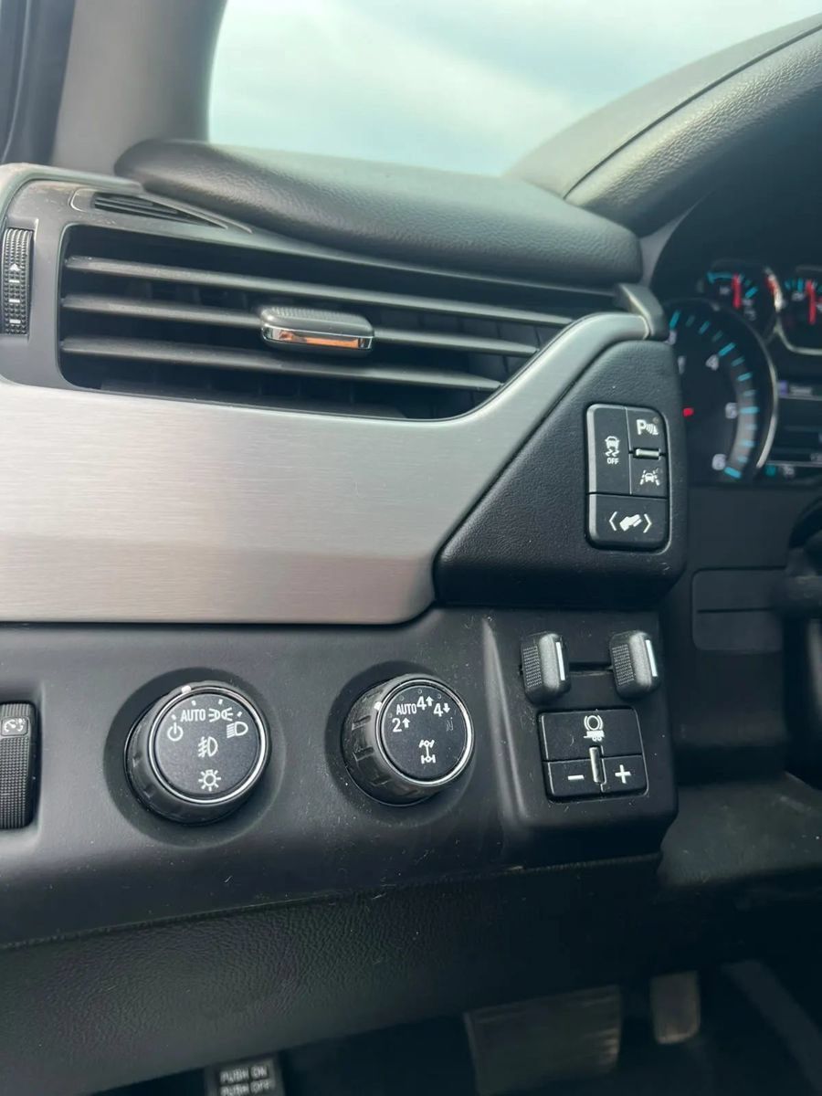 Used 2019 GMC Yukon SLT AWD/4WD image 23