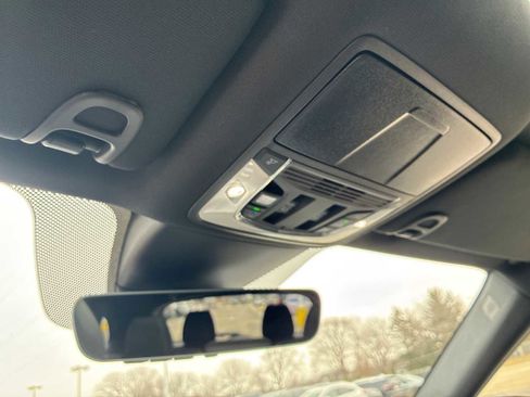 Used 2022 Acura MDX A-Spec image 36