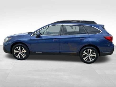 Used 2019 Subaru Outback 2.5i Limited AWD/4WD image 12