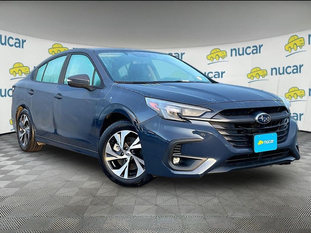Used 2025 Subaru Legacy Premium AWD/4WD image 1