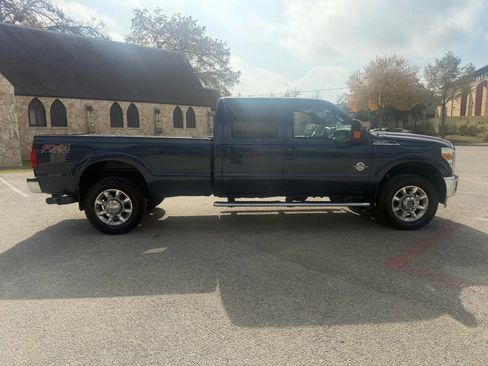 Used 2014 Ford F350 Lariat w/ Lariat Ultimate Package image 4