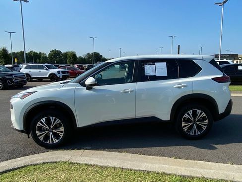 Used 2023 Nissan Rogue SV AWD/4WD image 4