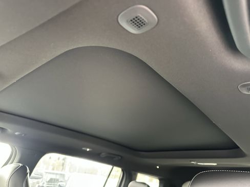 New 2026 Jeep Grand Cherokee L Limited w/ Limited Altitude Package image 14