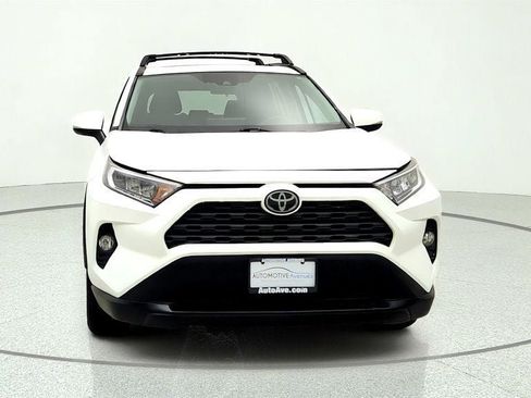 Used 2021 Toyota RAV4 XLE w/ Convenience Package AWD/4WD image 2