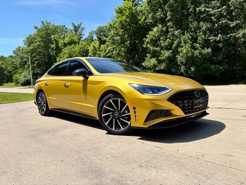 Used 2020 Hyundai Sonata SEL Plus FWD image 1