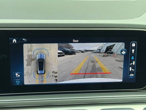 Used 2024 Mercedes-Benz GLE 450e 4MATIC image 9