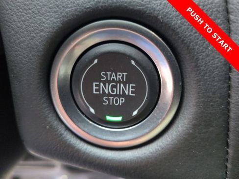 Used 2024 Chevrolet Suburban Z71 w/ Luxury Package image 17