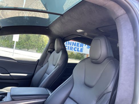 Used 2023 Tesla Model X AWD/4WD image 20