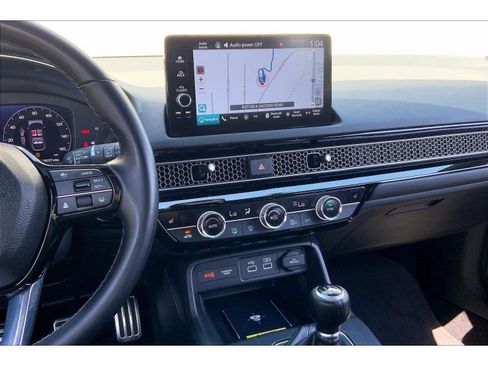 Used 2024 Honda Civic Sport Touring image 6
