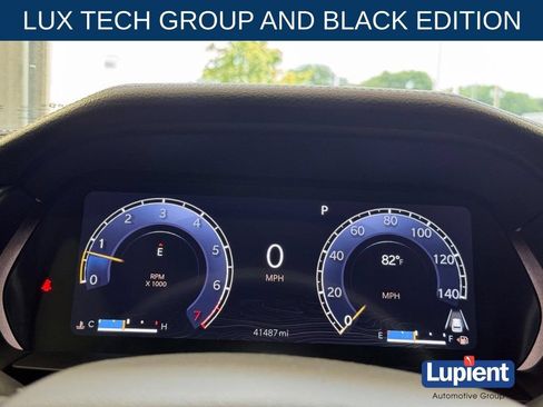 Used 2023 Jeep Grand Cherokee L Limited w/ Luxury Tech Group II AWD/4WD image 26