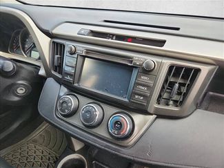 Used 2015 Toyota RAV4 LE AWD/4WD video 4