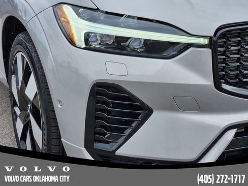 Certified 2025 Volvo XC60 T8 Plus w/ Protection Package Premier image 7