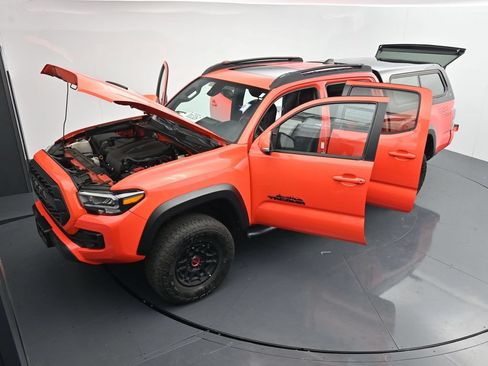 Used 2023 Toyota Tacoma TRD Pro AWD/4WD image 26