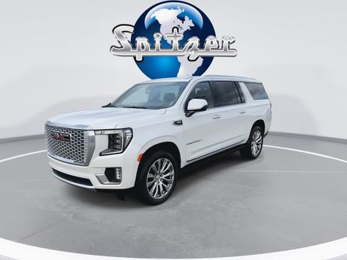 Certified 2022 GMC Yukon XL Denali image 4